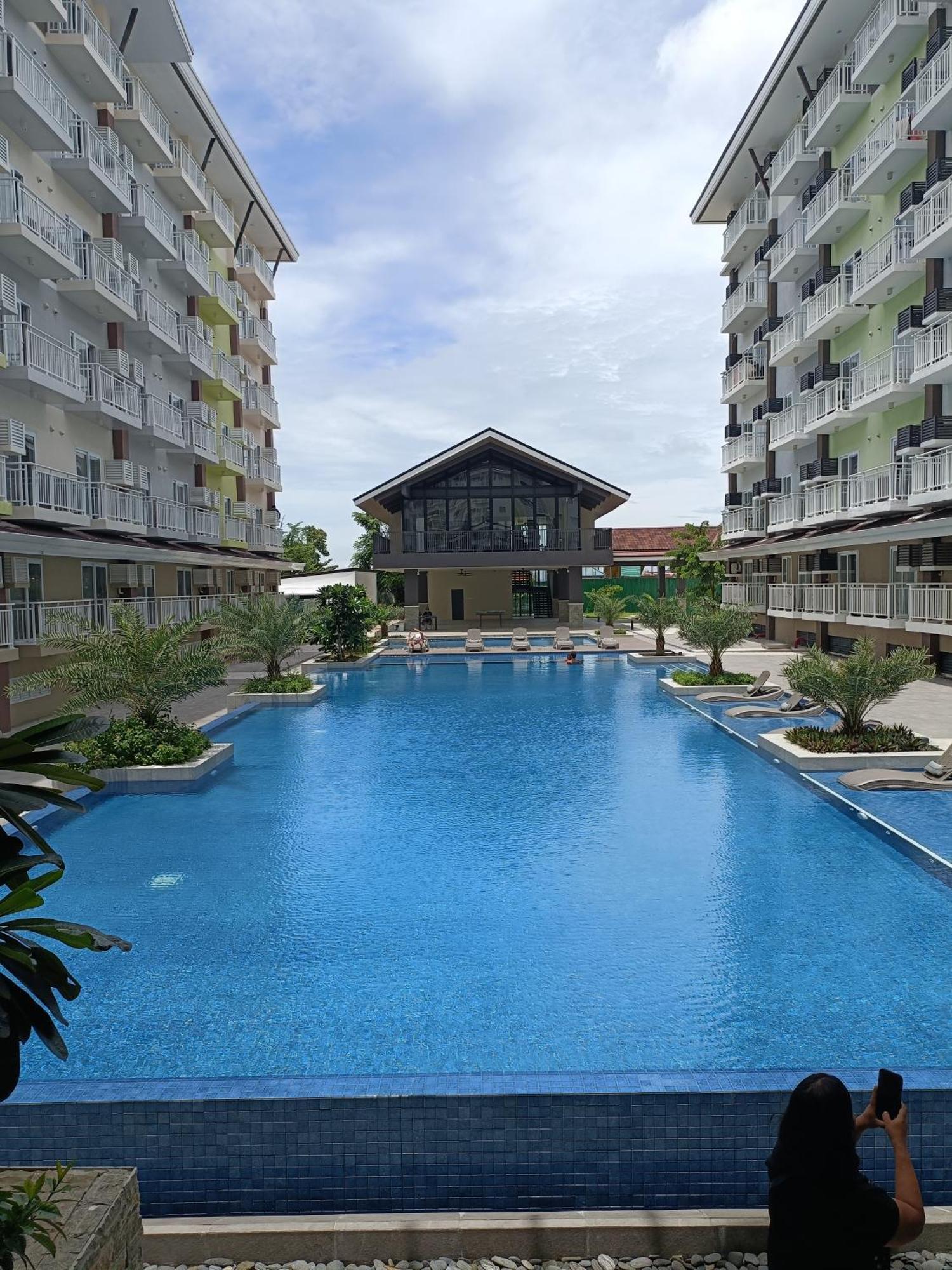 Lelani'S Comfy Condo Île de Mactan Extérieur photo